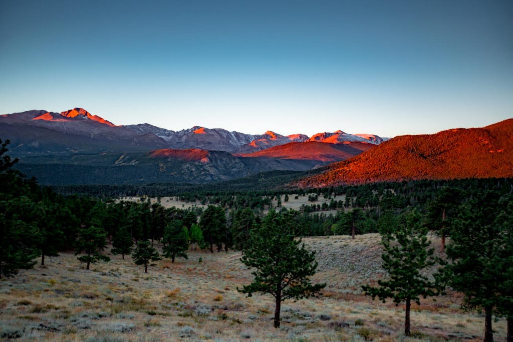 14 AMAZING Facts About Rocky Mountains National Park to Know