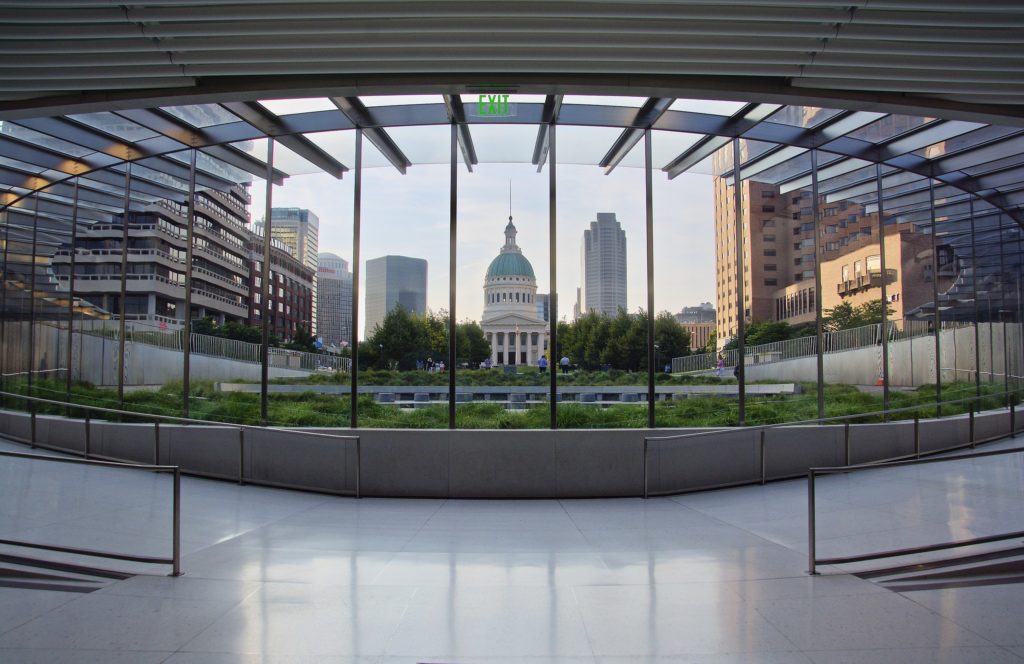 The Gateway Arch Visitor Center | Historic Sites In Missouri