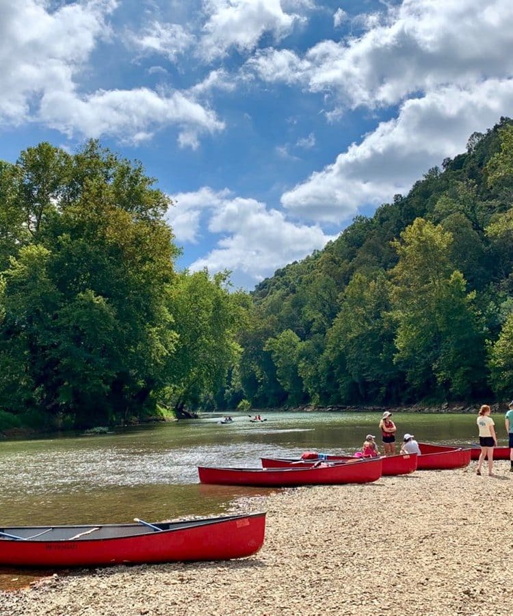 6 AMAZING National Parks Near  Louisville You’ll Love (Photos + Guide)