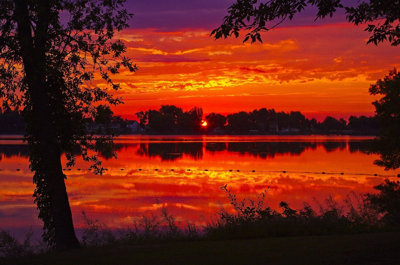 A beautiful Iowa sunrise | Iowa National Parks