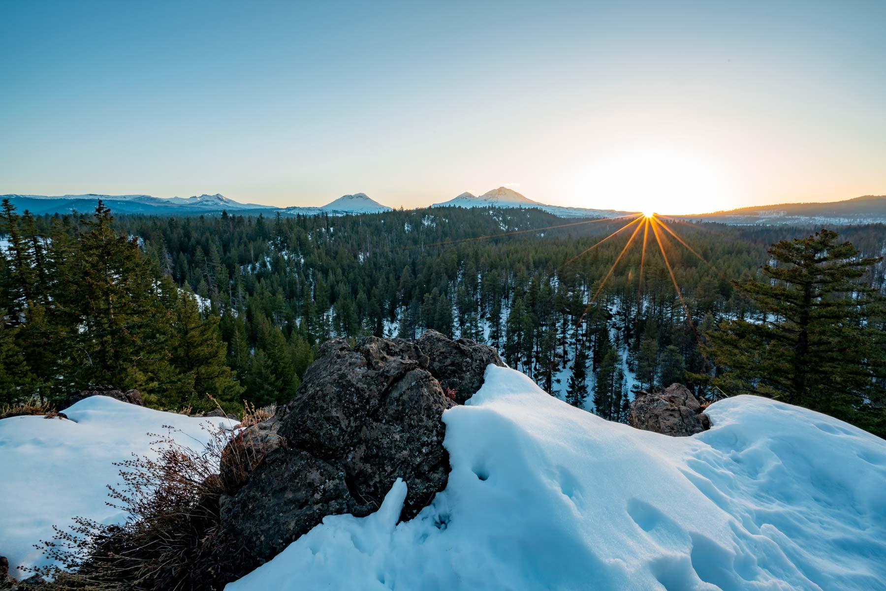deschutes national forest in march