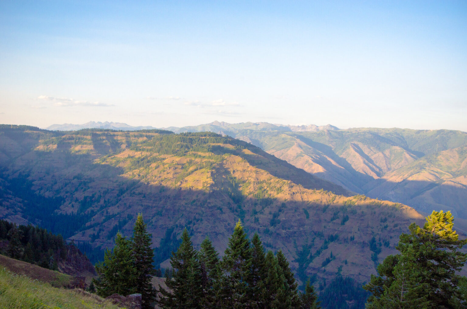 The Hells Canyon overlook at golden hour.