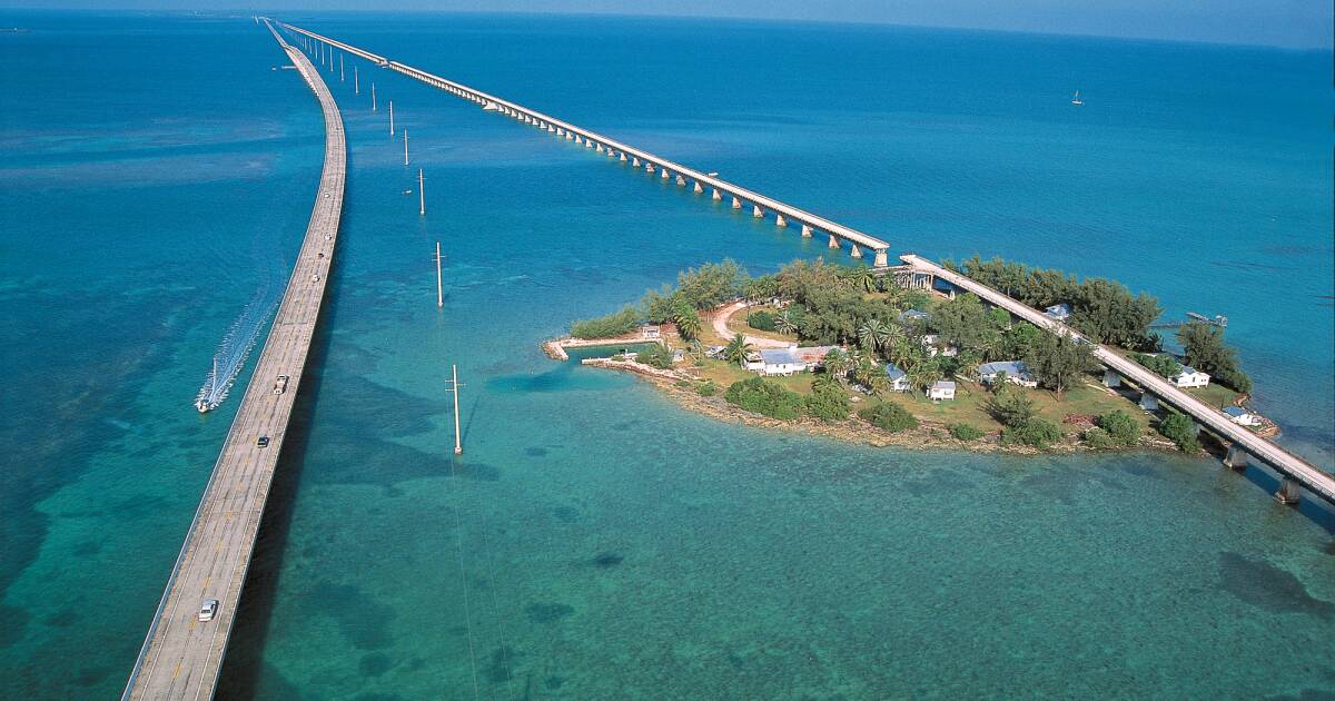 overseas highway - miami to key west drive