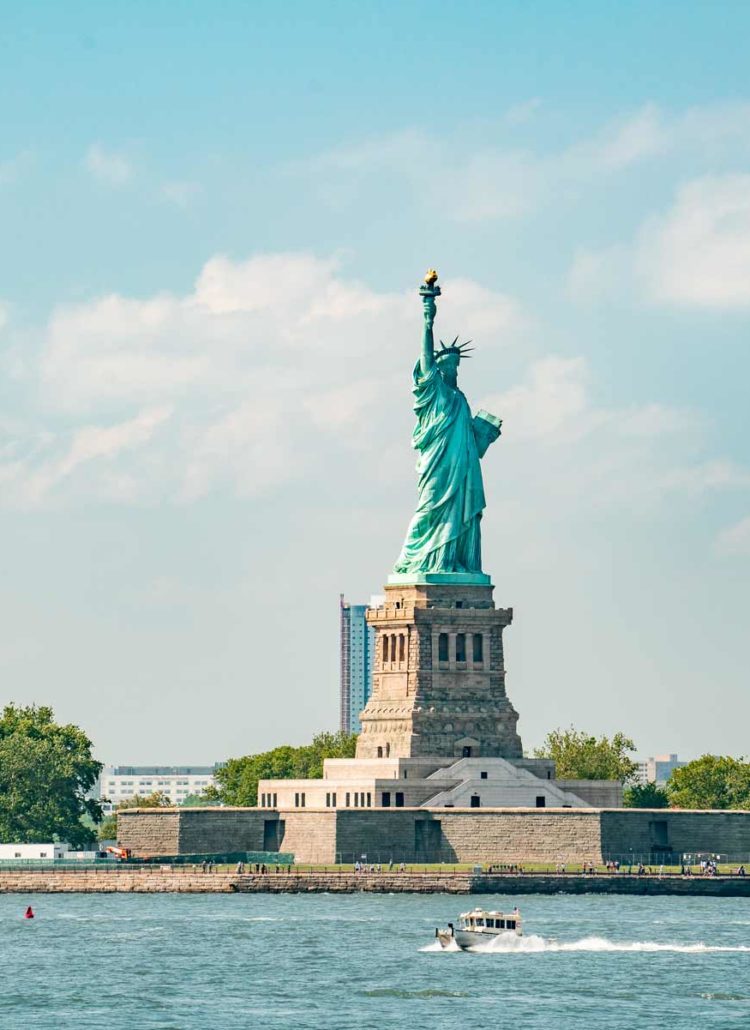 new york city national parks, national historic landmarks,statue of liberty new york city
