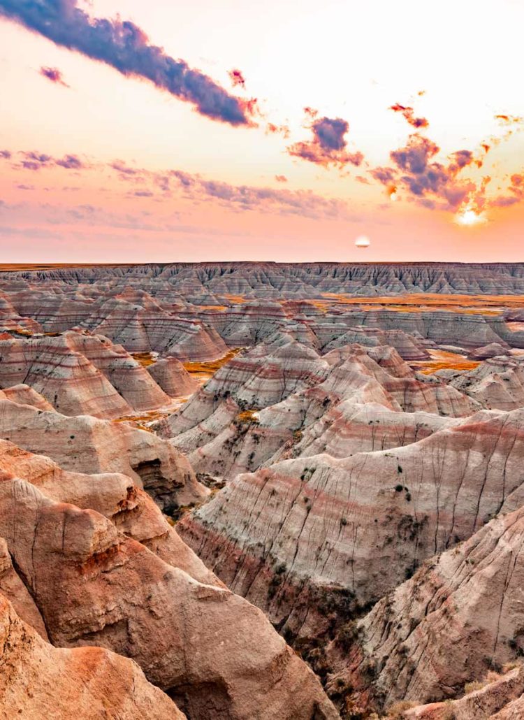 20 EPIC Things to Do in Badlands National Park (Photos + Video)