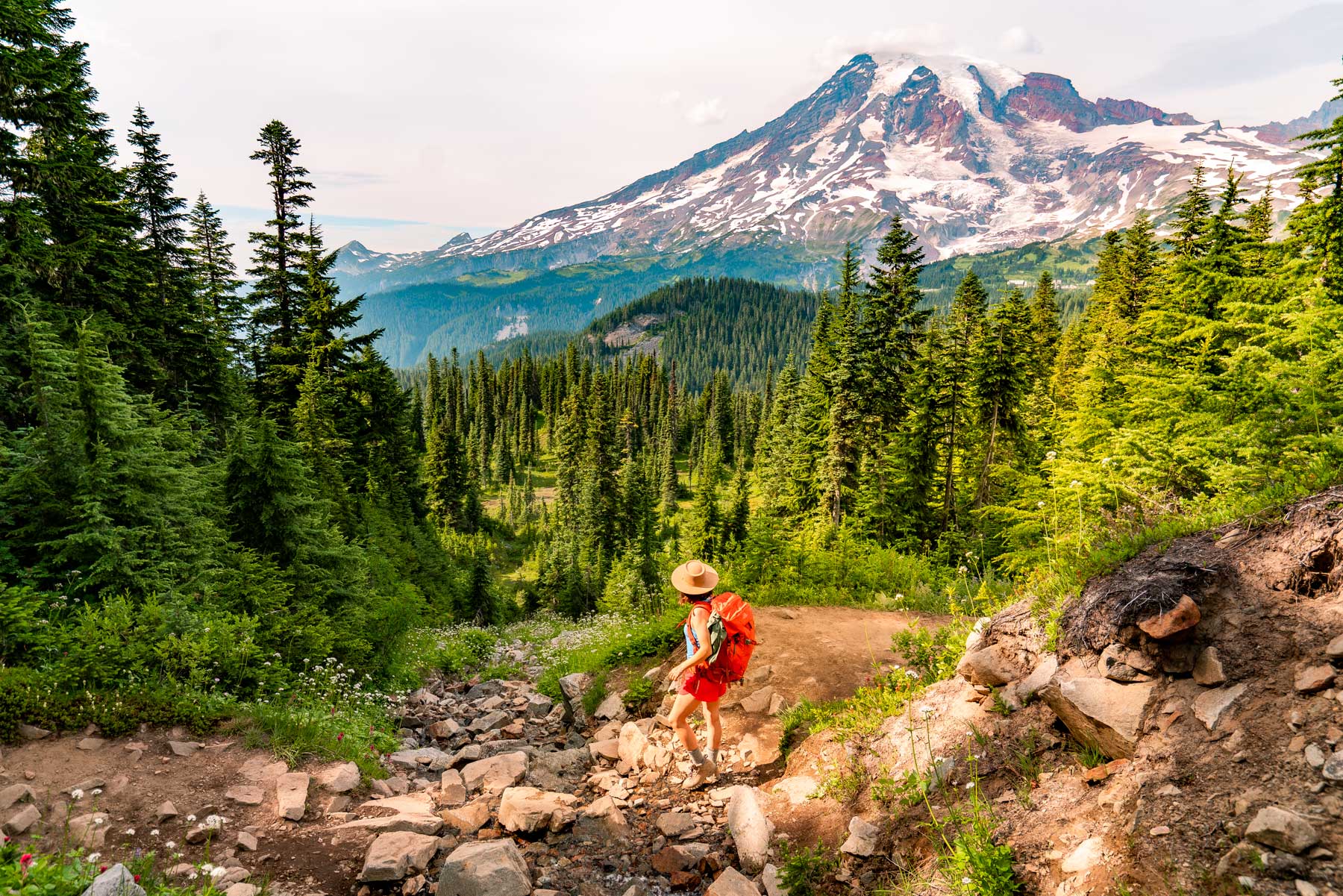 Pinnacle Peak Trail views of Mount Rainier