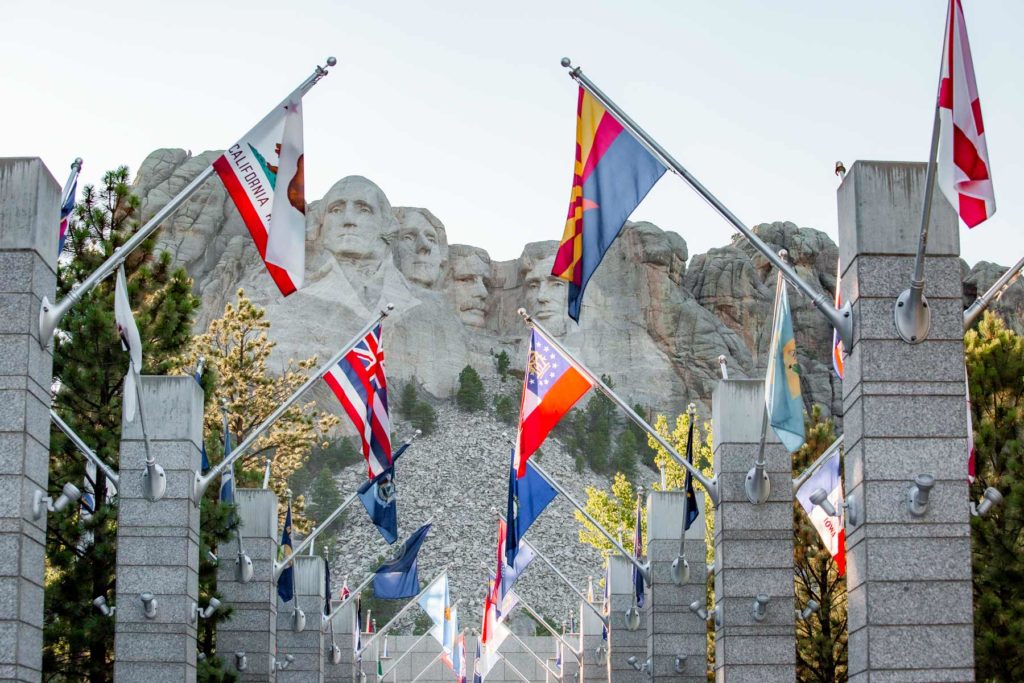 things to do near mount rushmore national memorial south dakota