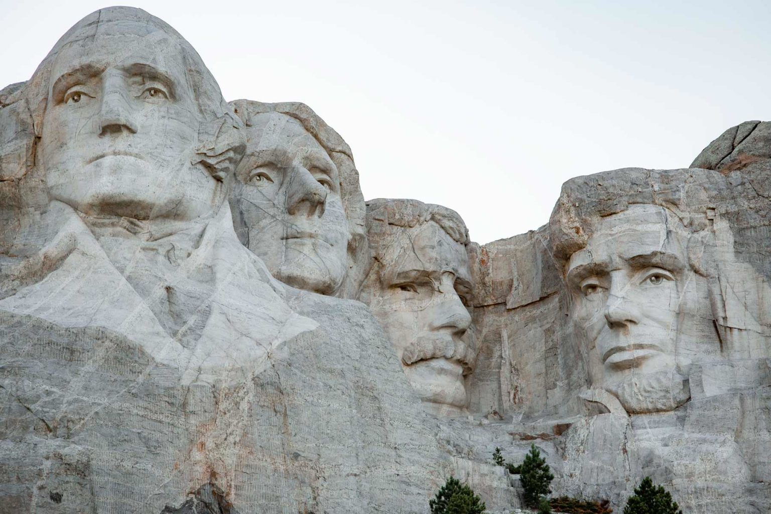 15 HELPFUL Tips for Visiting Mount Rushmore (Things to Do)
