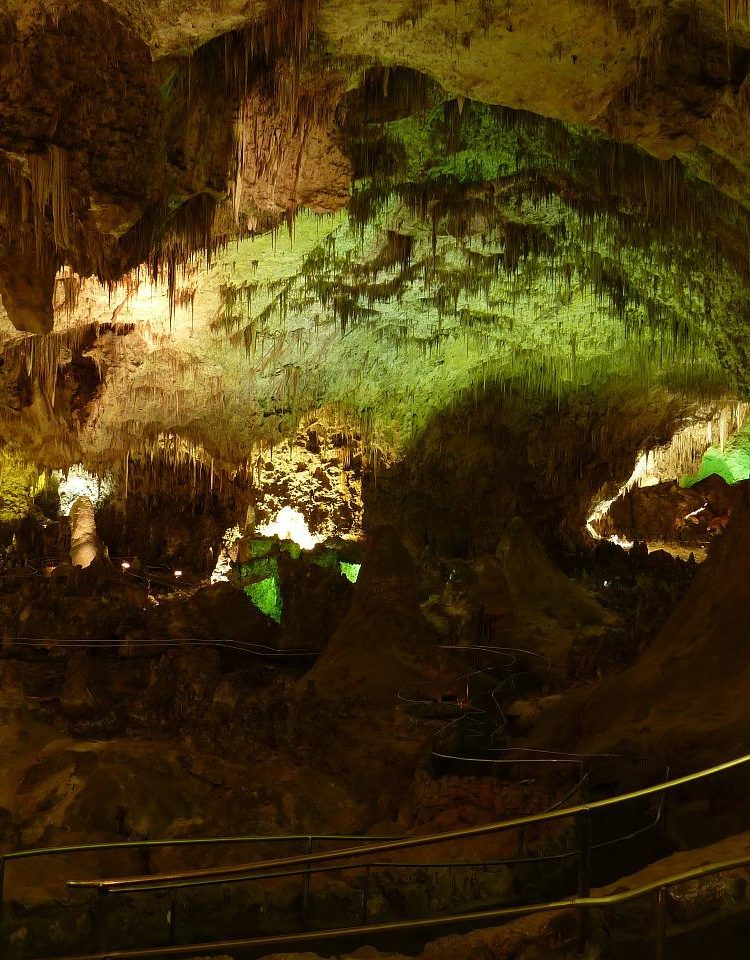 carlsbad, carlsbad caverns, stalactite cave-226254.jpg