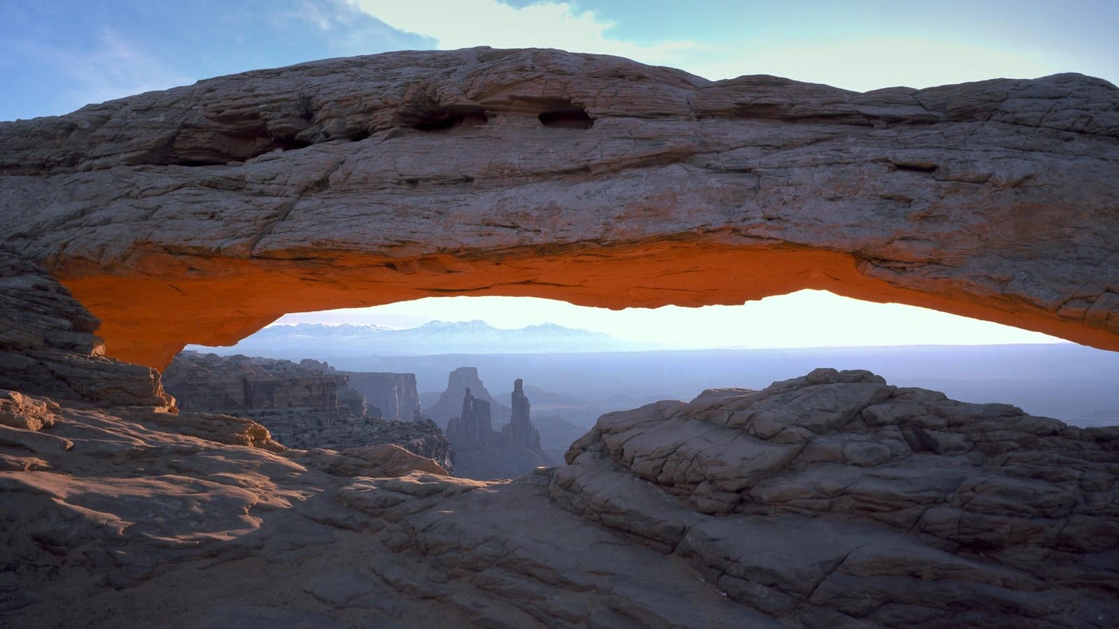 Mesa Arch | Canyonlands National Park Facts