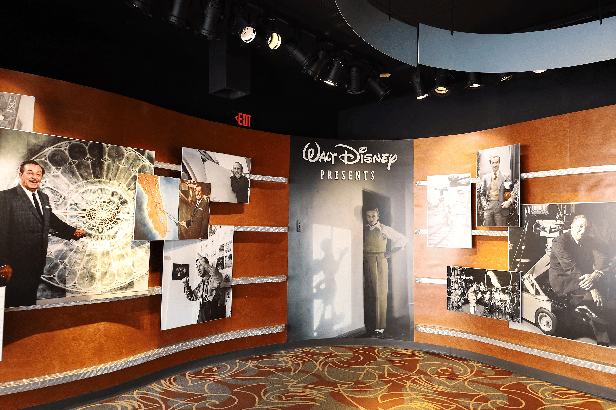 Walt Disney Presents Gallery