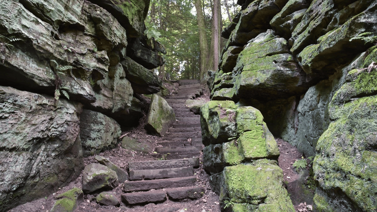 Ledges Trail