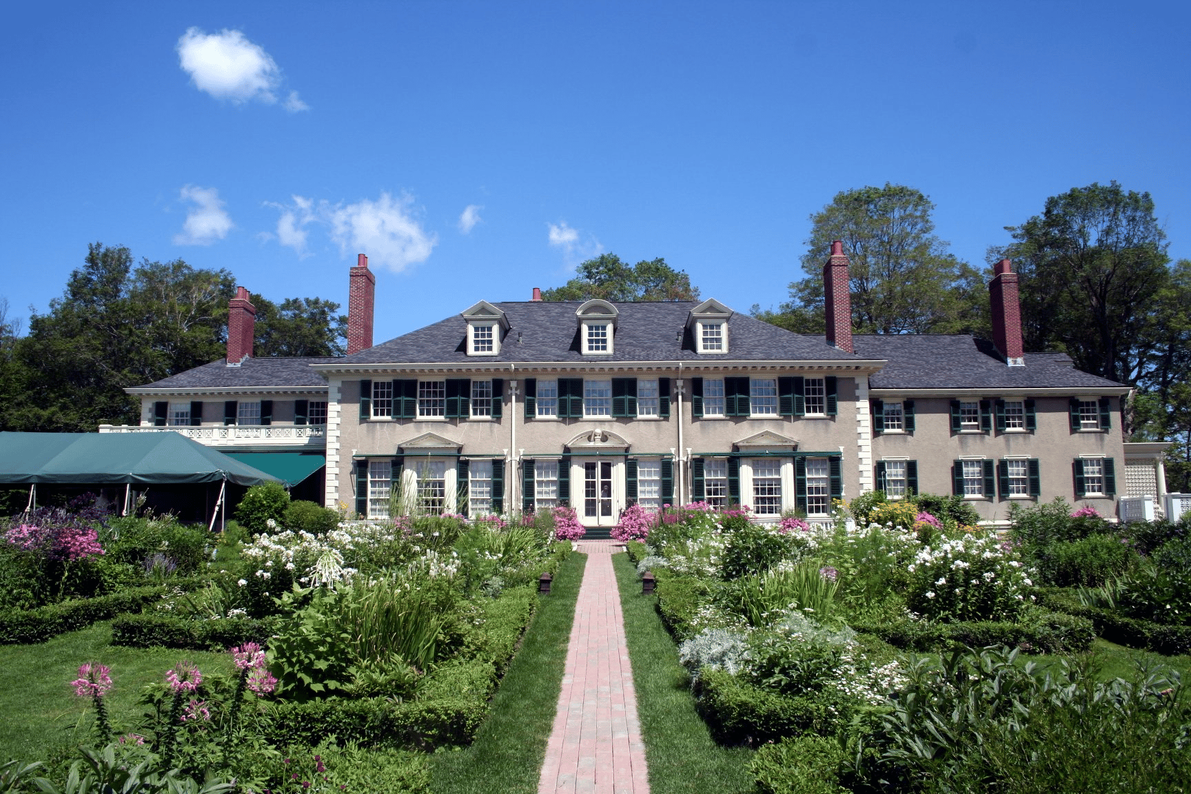 Hildene, the former estate of Robert Todd Lincoln | Historic Sites In New Hampshire