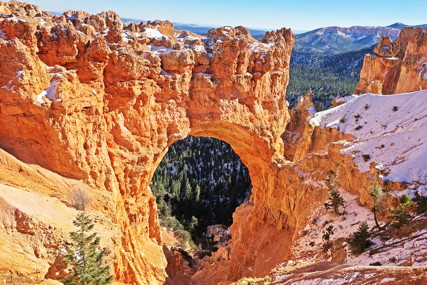 bryce natural arch, things to do bryce canyon national park