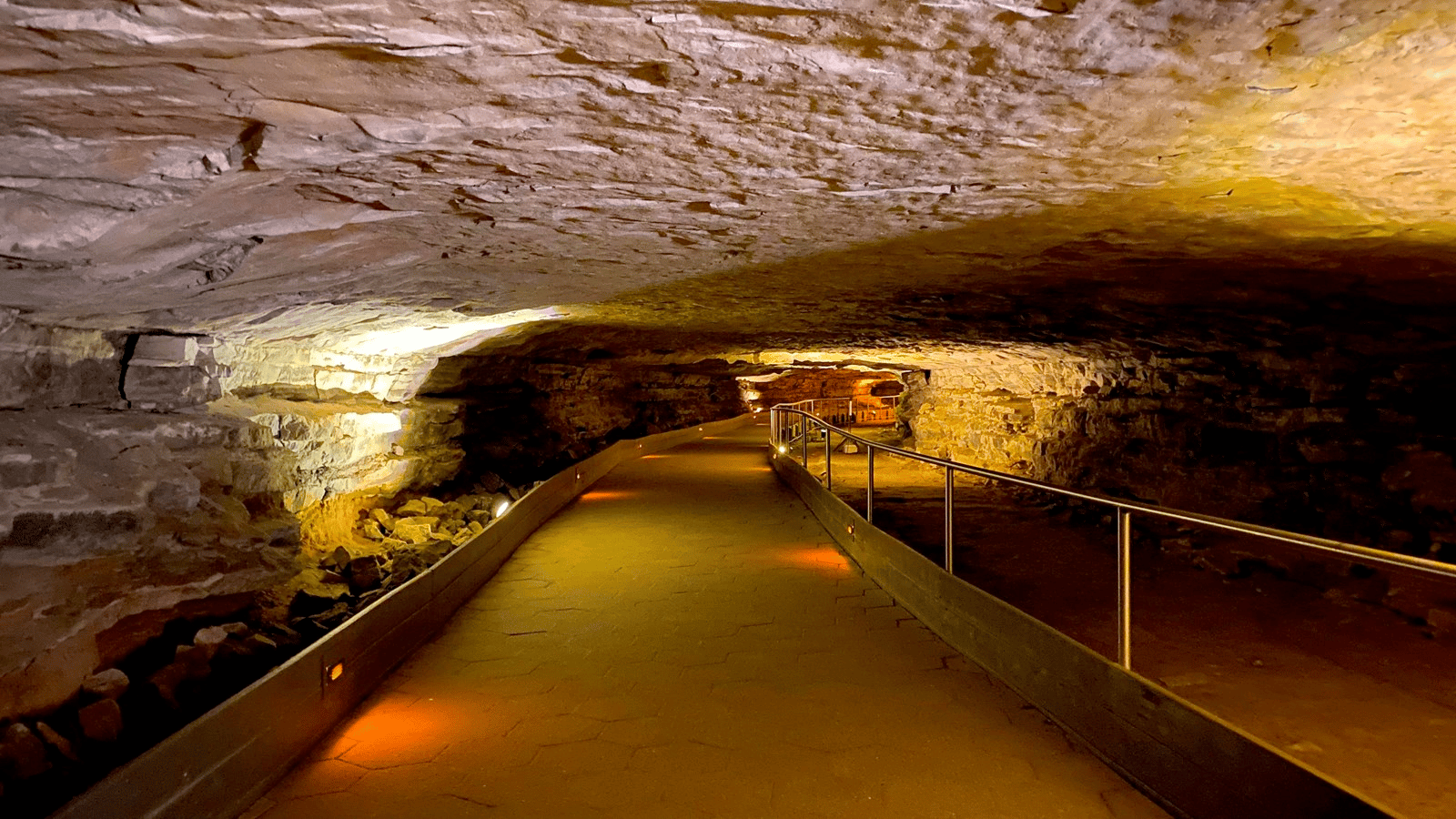 Houchin's Narrows | Mammoth Cave National Park Facts