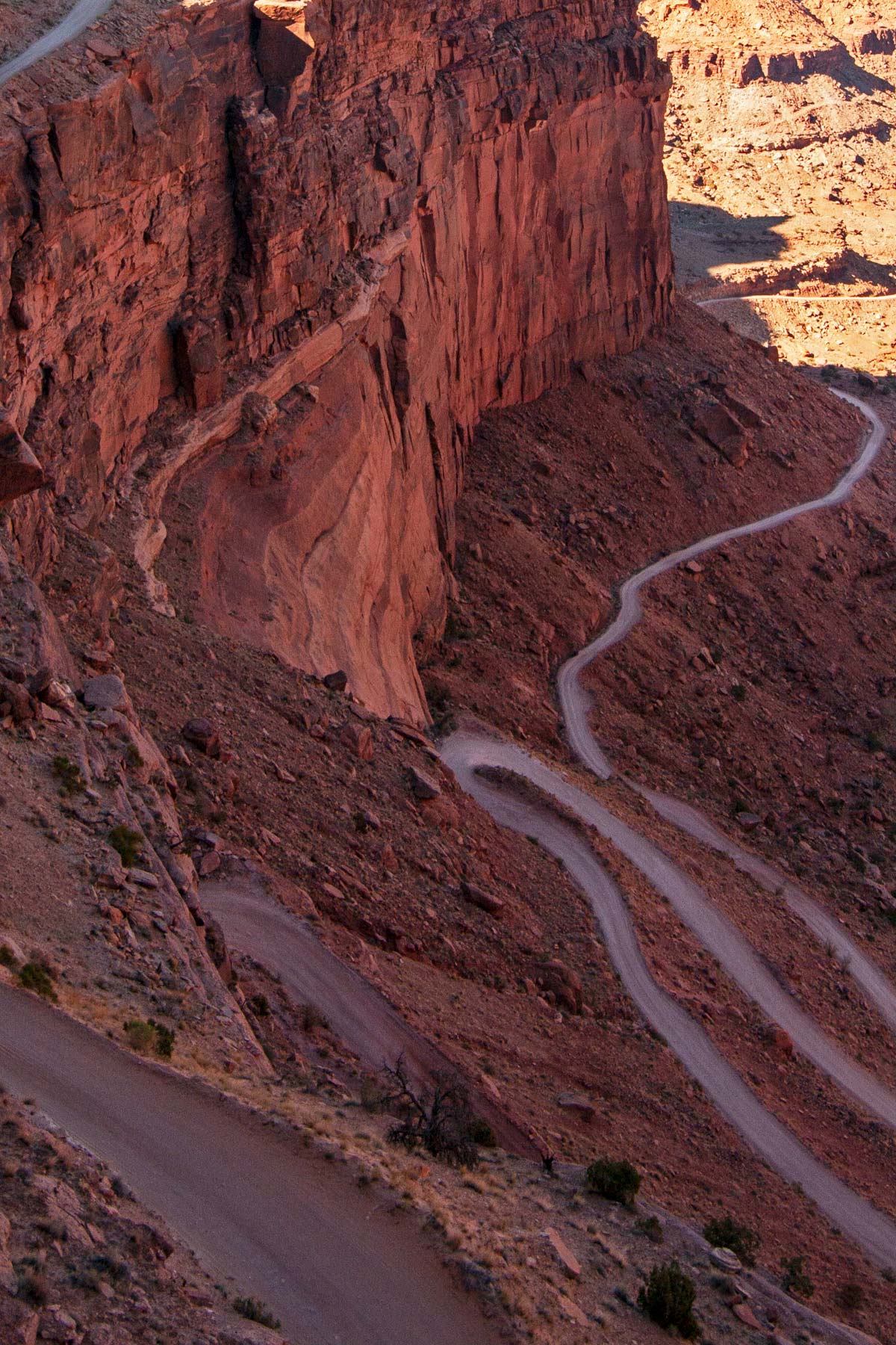 shafer canyon road canyonlands, things to do canyonlands national park