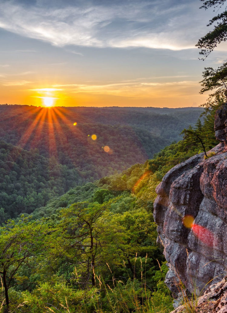 6 BEST Kentucky National Parks Worth Visiting (Guide + Photos)