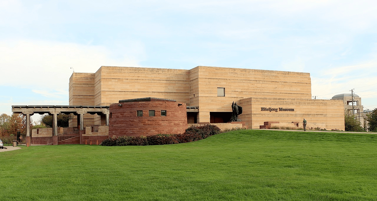 Eiteljorg Museum of American Indians and Western Art | Indianapolis Landmarks