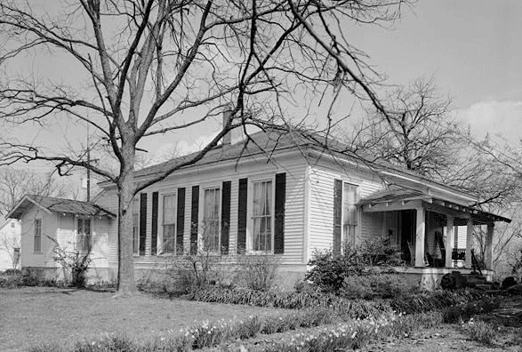 Lucius Q. C. Lamar House in 1975 | Historic Sites In Mississippi