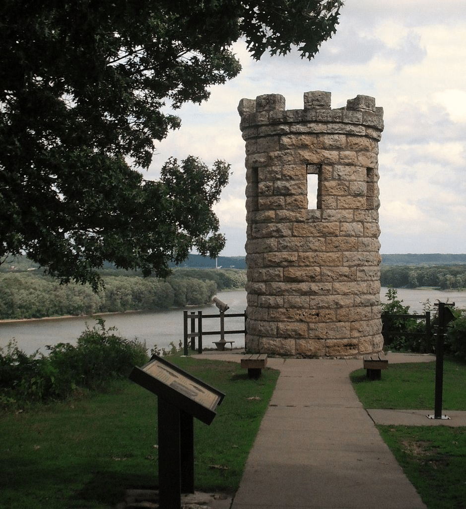 Julien Dubuque Monument, Confluence of the Mississippi River and Catfish Creek in Mines of Spain State Recreation Area Dubuque, Iowa | Historic Sites In Iowa