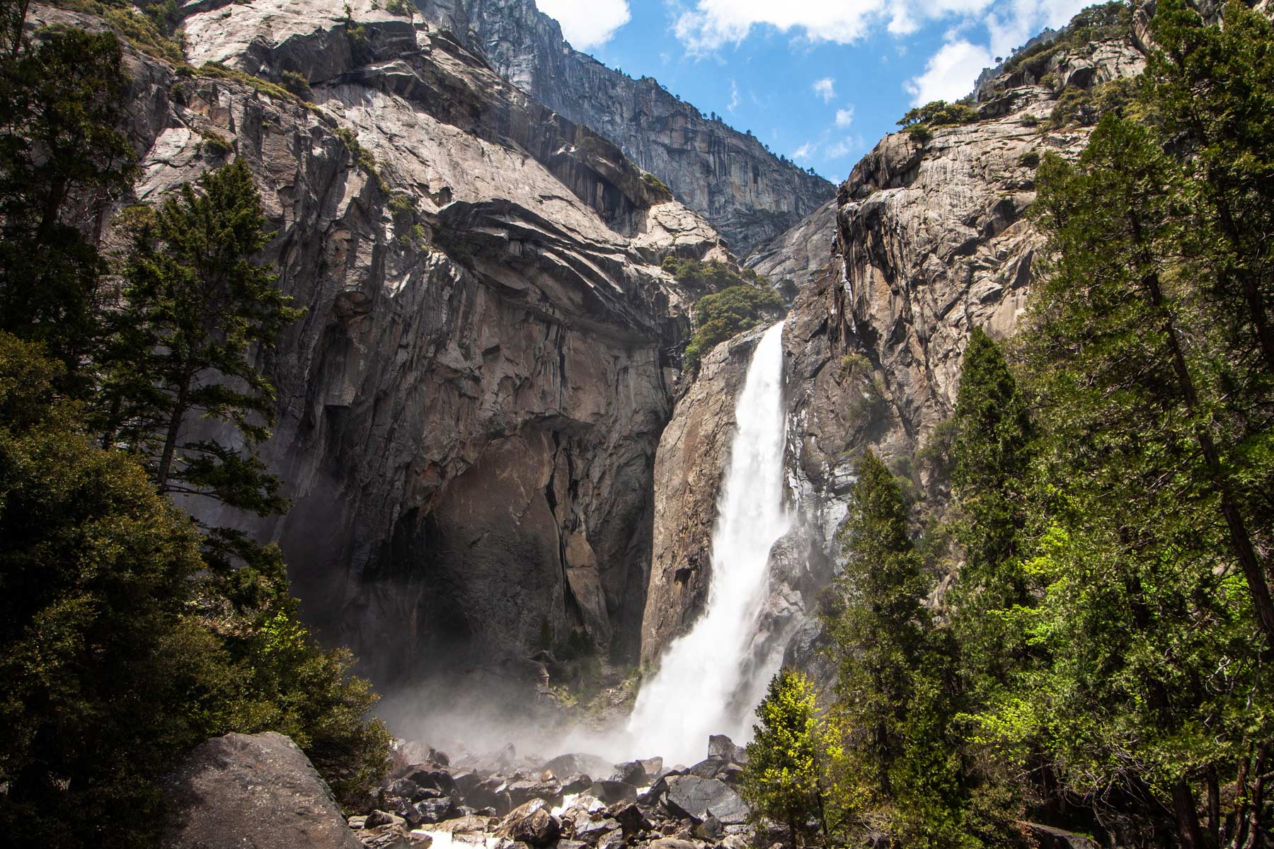 Lower Yosemite Falls Hike, Best Hikes in Yosemite National Park