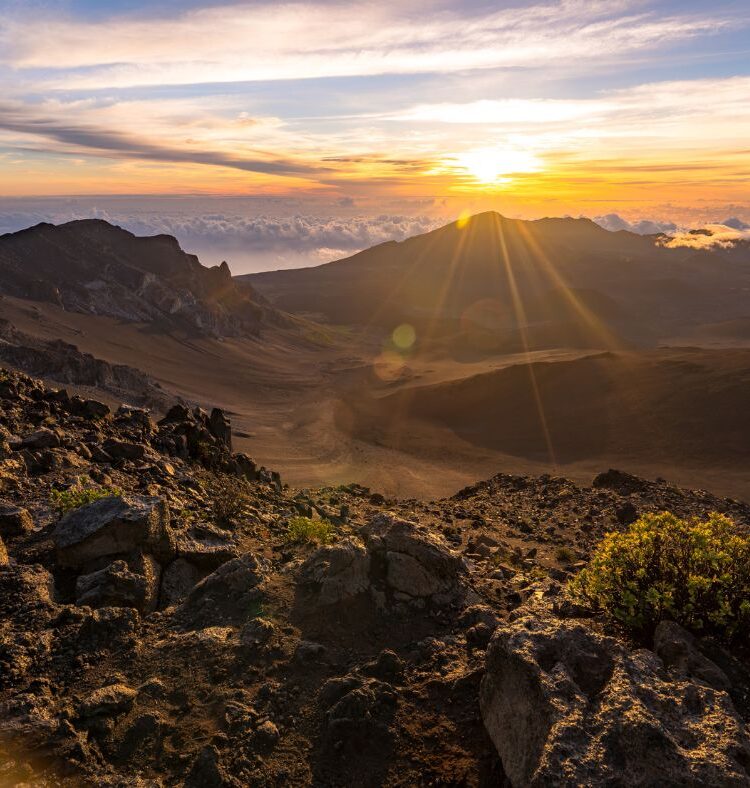 The SURREAL Haleakala Crater Hike on Maui (+ Photos, Expert Tips)